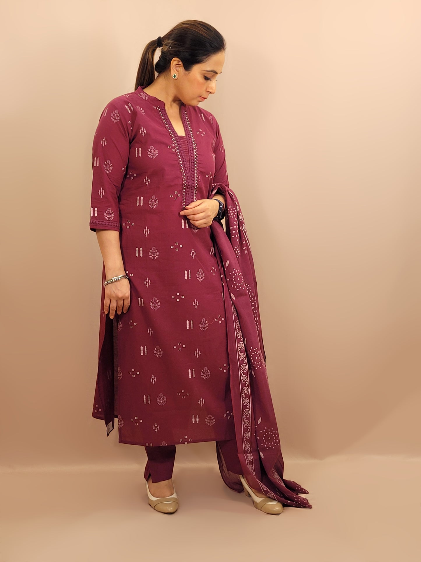 Kurta Set for women Cotton kurta set for women Kurti pant set with dupatta Biba kurta set Libas kurta set for women Pakistani kurta set Kurti set for women Kurta sets for ladies Pakistani kurta set for women Cotton kurti set for women Chikankari kurta set Office Wear Kurta Set for Women