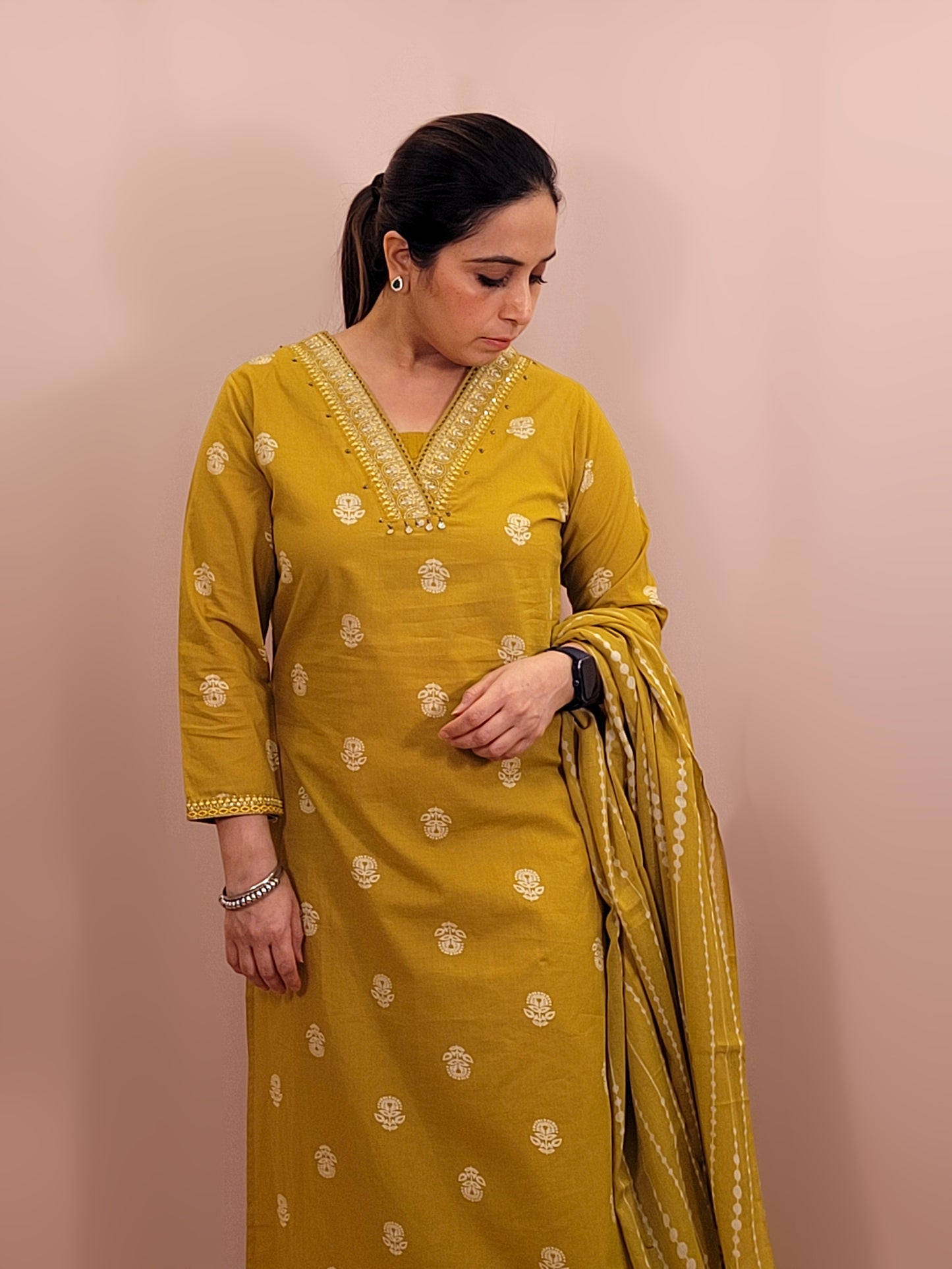 Kurta Set for women Cotton kurta set for women Kurti pant set with dupatta Biba kurta set Libas kurta set for women Pakistani kurta set Kurti set for women Kurta sets for ladies Pakistani kurta set for women Cotton kurti set for women Chikankari kurta set Office Wear Kurta Set for Women