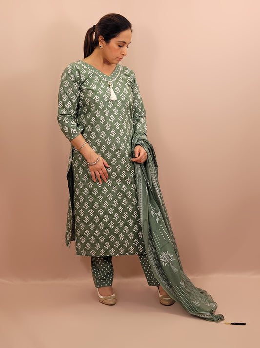 Kurta Set for women Cotton kurta set for women Kurti pant set with dupatta Biba kurta set Libas kurta set for women Pakistani kurta set Kurti set for women Kurta sets for ladies Pakistani kurta set for women Cotton kurti set for women Chikankari kurta set Office Wear Kurta Set for Women