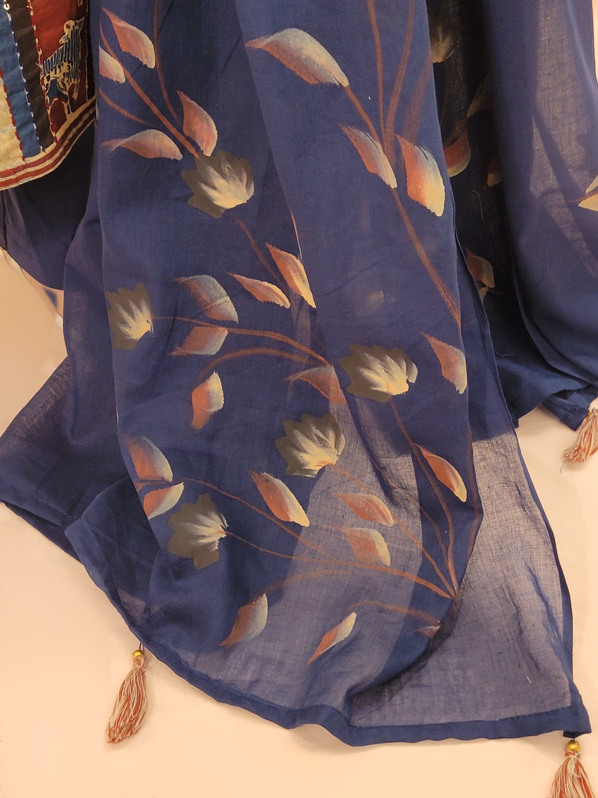 Kurta Set for women Cotton kurta set for women Kurti pant set with dupatta Biba kurta set Libas kurta set for women Pakistani kurta set Kurti set for women Kurta sets for ladies Pakistani kurta set for women Cotton kurti set for women Chikankari kurta set Office Wear Kurta Set for Women