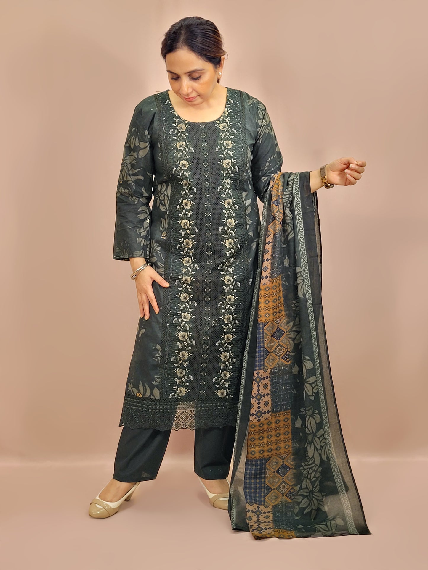 Kurta Set for women Cotton kurta set for women Kurti pant set with dupatta Biba kurta set Libas kurta set for women Pakistani kurta set Kurti set for women Kurta sets for ladies Pakistani kurta set for women Cotton kurti set for women Chikankari kurta set Office Wear Kurta Set for Women