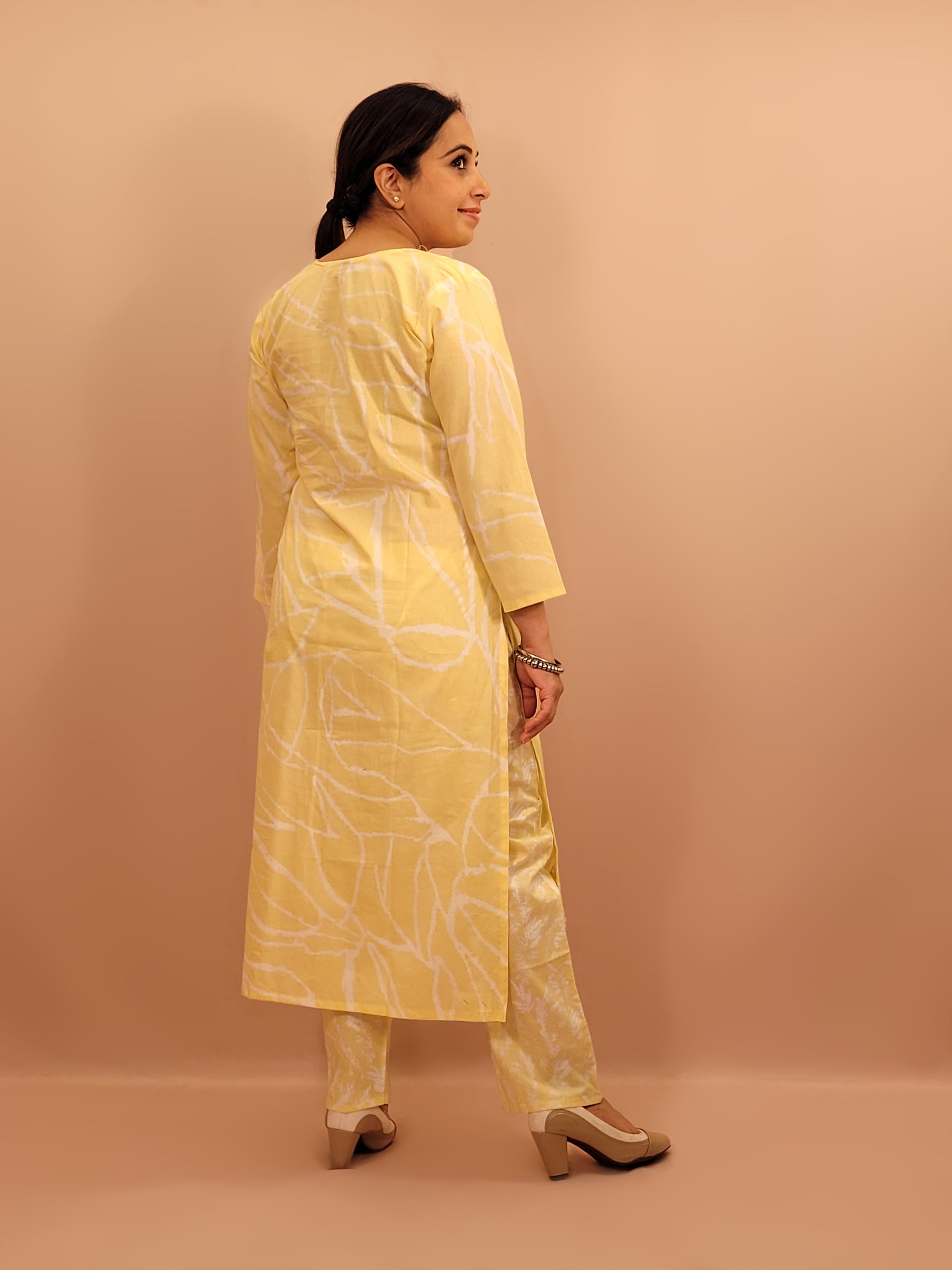 Kurta Set for women Cotton kurta set for women Kurti pant set with dupatta Biba kurta set Libas kurta set for women Pakistani kurta set Kurti set for women Kurta sets for ladies Pakistani kurta set for women Cotton kurti set for women Chikankari kurta set Office Wear Kurta Set for Women