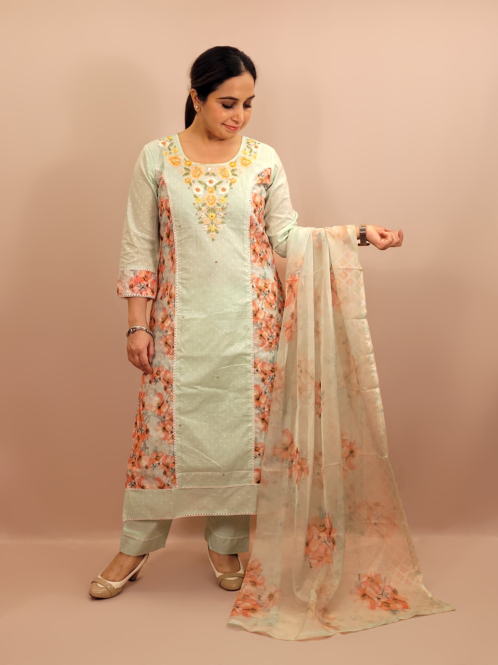 Kurta Set for women Cotton kurta set for women Kurti pant set with dupatta Biba kurta set Libas kurta set for women Pakistani kurta set Kurti set for women Kurta sets for ladies Pakistani kurta set for women Cotton kurti set for women Chikankari kurta set Office Wear Kurta Set for Women