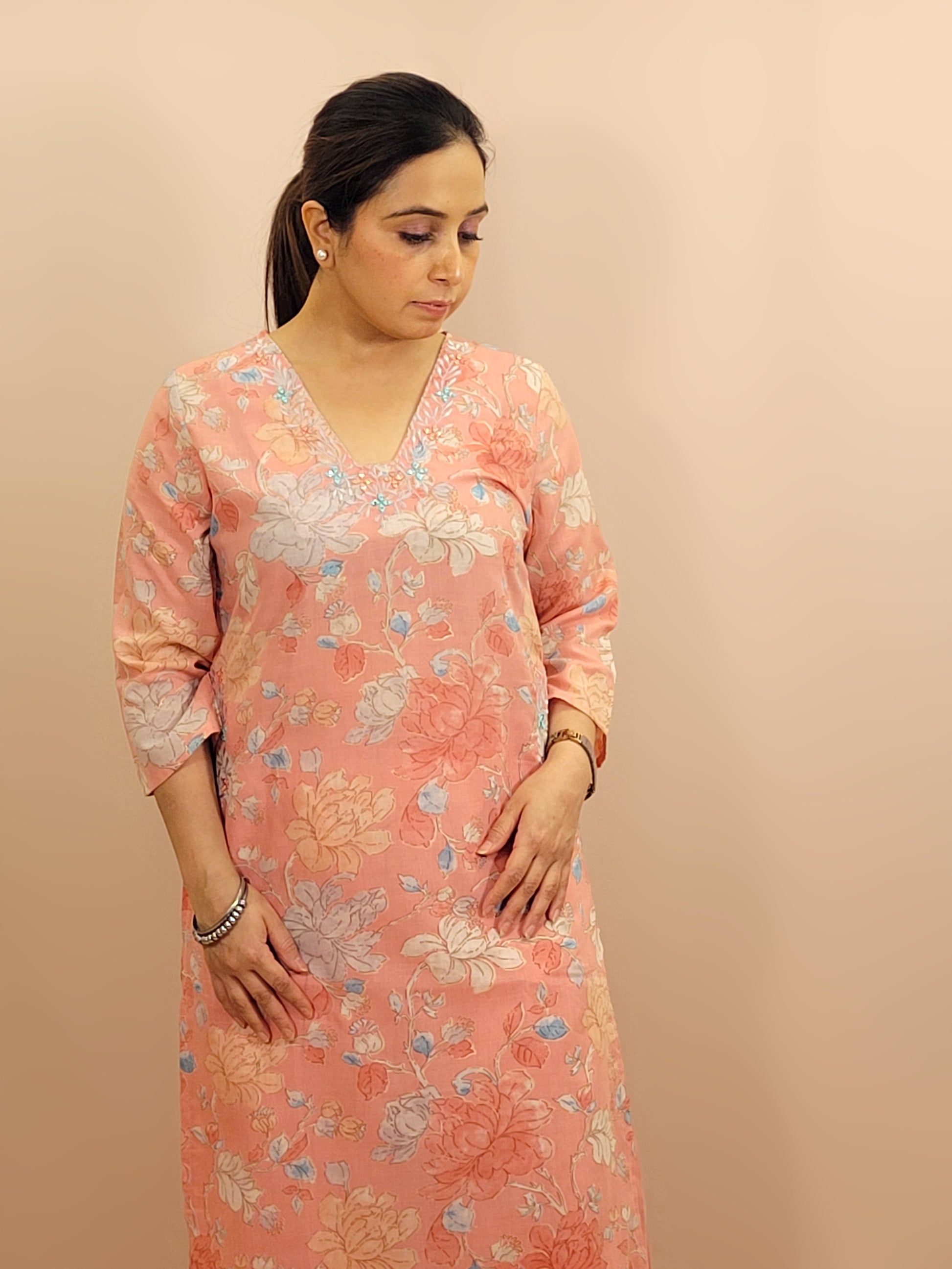 Kurta Set for women Cotton kurta set for women Kurti pant set with dupatta Biba kurta set Libas kurta set for women Pakistani kurta set Kurti set for women Kurta sets for ladies Pakistani kurta set for women Cotton kurti set for women Chikankari kurta set Office Wear Kurta Set for Women