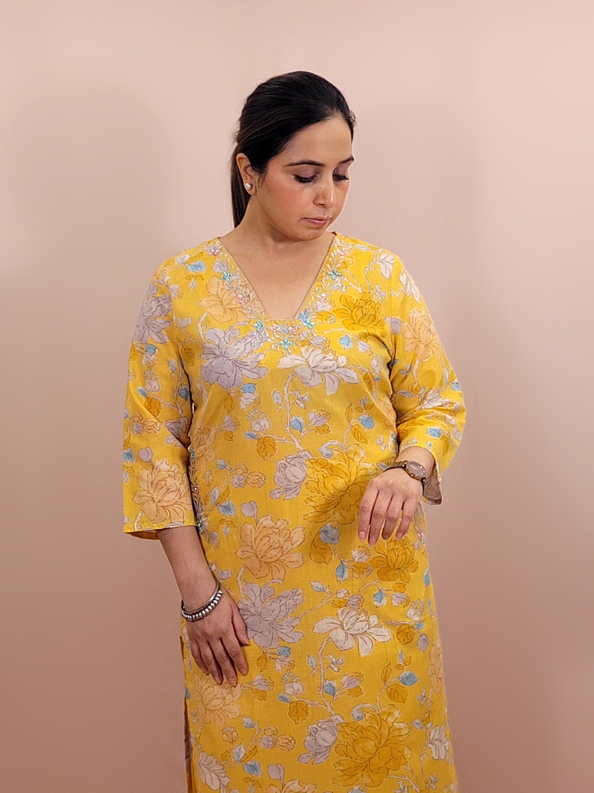 Kurta Set for women Cotton kurta set for women Kurti pant set with dupatta Biba kurta set Libas kurta set for women Pakistani kurta set Kurti set for women Kurta sets for ladies Pakistani kurta set for women Cotton kurti set for women Chikankari kurta set Office Wear Kurta Set for Women