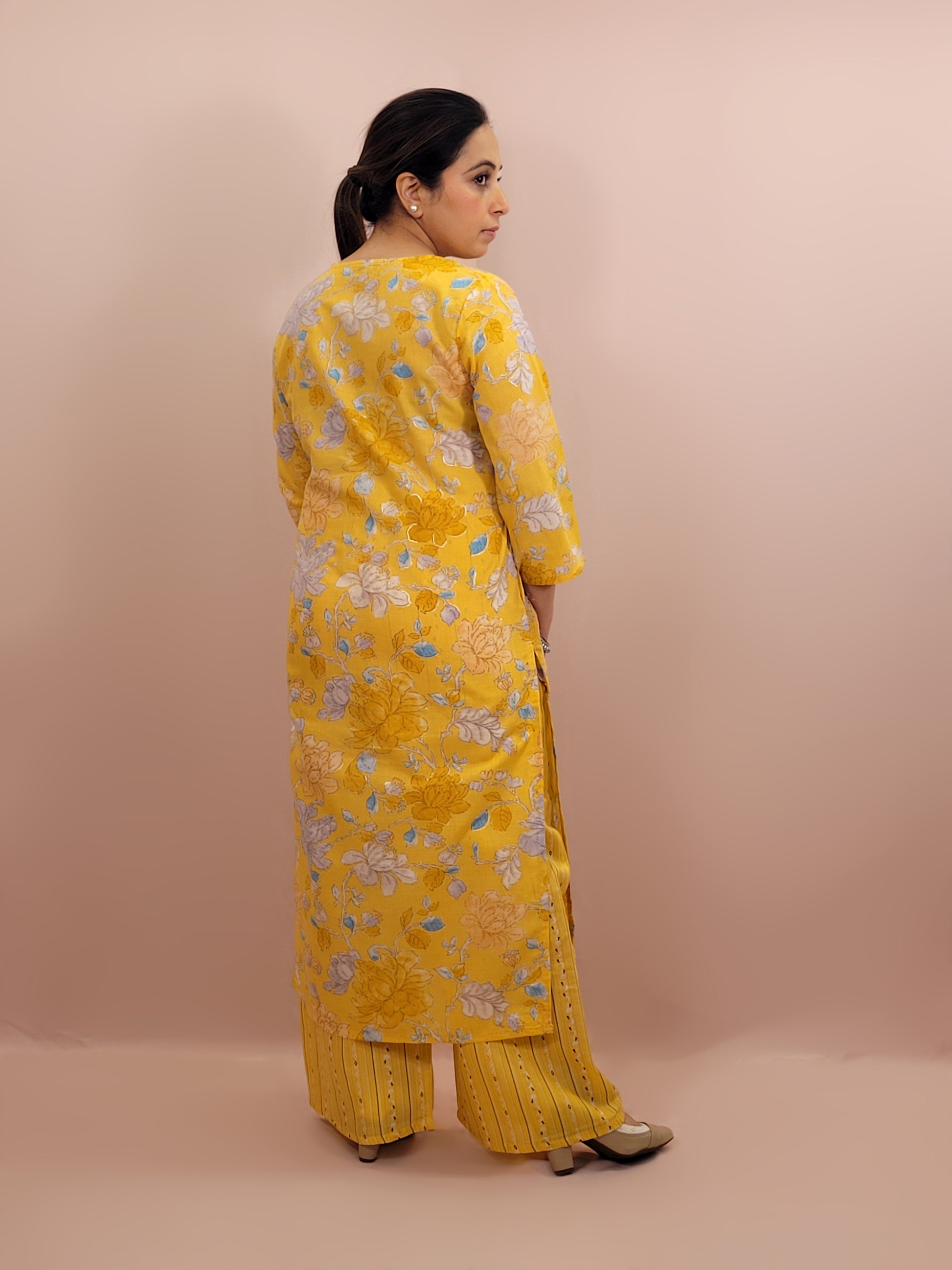 Kurta Set for women Cotton kurta set for women Kurti pant set with dupatta Biba kurta set Libas kurta set for women Pakistani kurta set Kurti set for women Kurta sets for ladies Pakistani kurta set for women Cotton kurti set for women Chikankari kurta set Office Wear Kurta Set for Women
