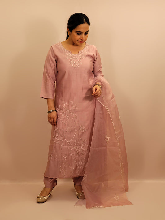 Kurta Set for women Cotton kurta set for women Kurti pant set with dupatta Biba kurta set Libas kurta set for women Pakistani kurta set Kurti set for women Kurta sets for ladies Pakistani kurta set for women Cotton kurti set for women Chikankari kurta set Office Wear Kurta Set for Women