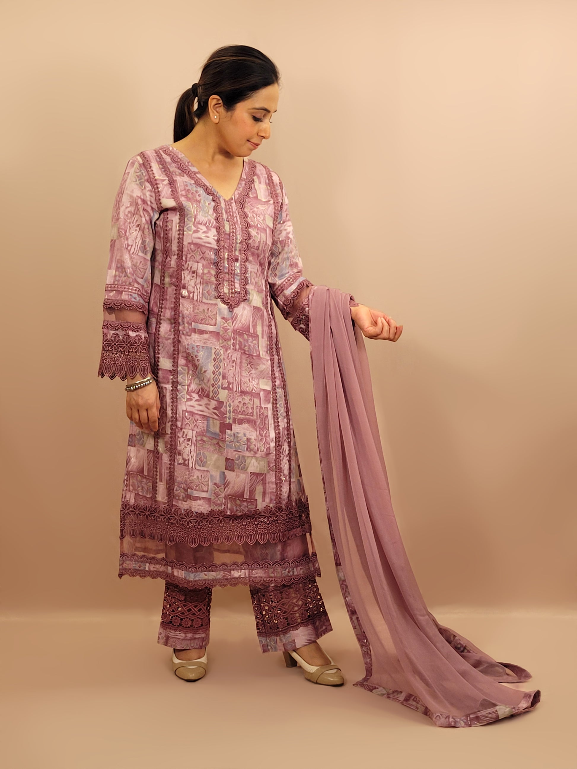 Kurta Set for women Cotton kurta set for women Kurti pant set with dupatta Biba kurta set Libas kurta set for women Pakistani kurta set Kurti set for women Kurta sets for ladies Pakistani kurta set for women Cotton kurti set for women Chikankari kurta set Office Wear Kurta Set for Women