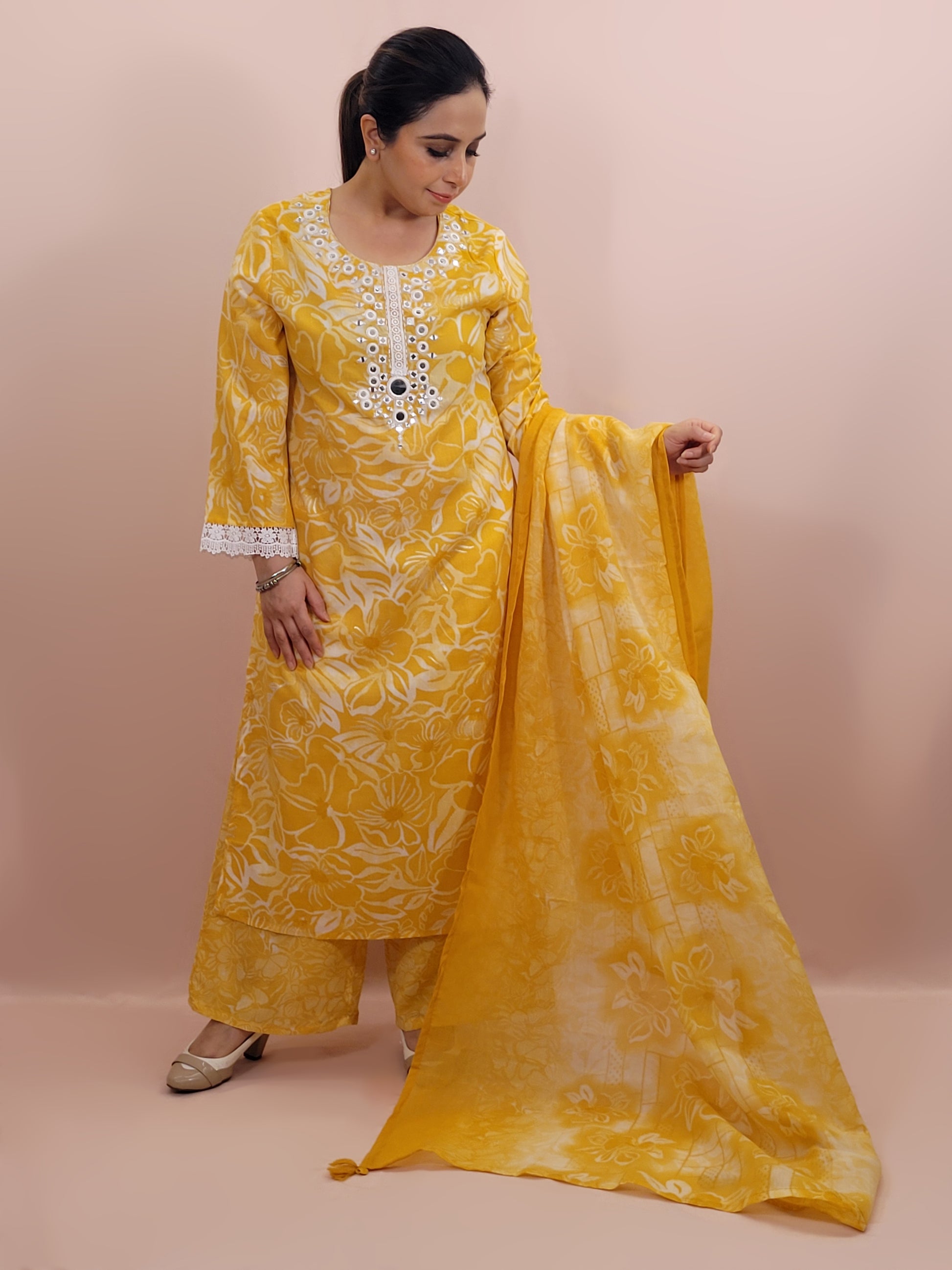 Kurta Set for women Cotton kurta set for women Kurti pant set with dupatta Biba kurta set Libas kurta set for women Pakistani kurta set Kurti set for women Kurta sets for ladies Pakistani kurta set for women Cotton kurti set for women Chikankari kurta set Office Wear Kurta Set for Women