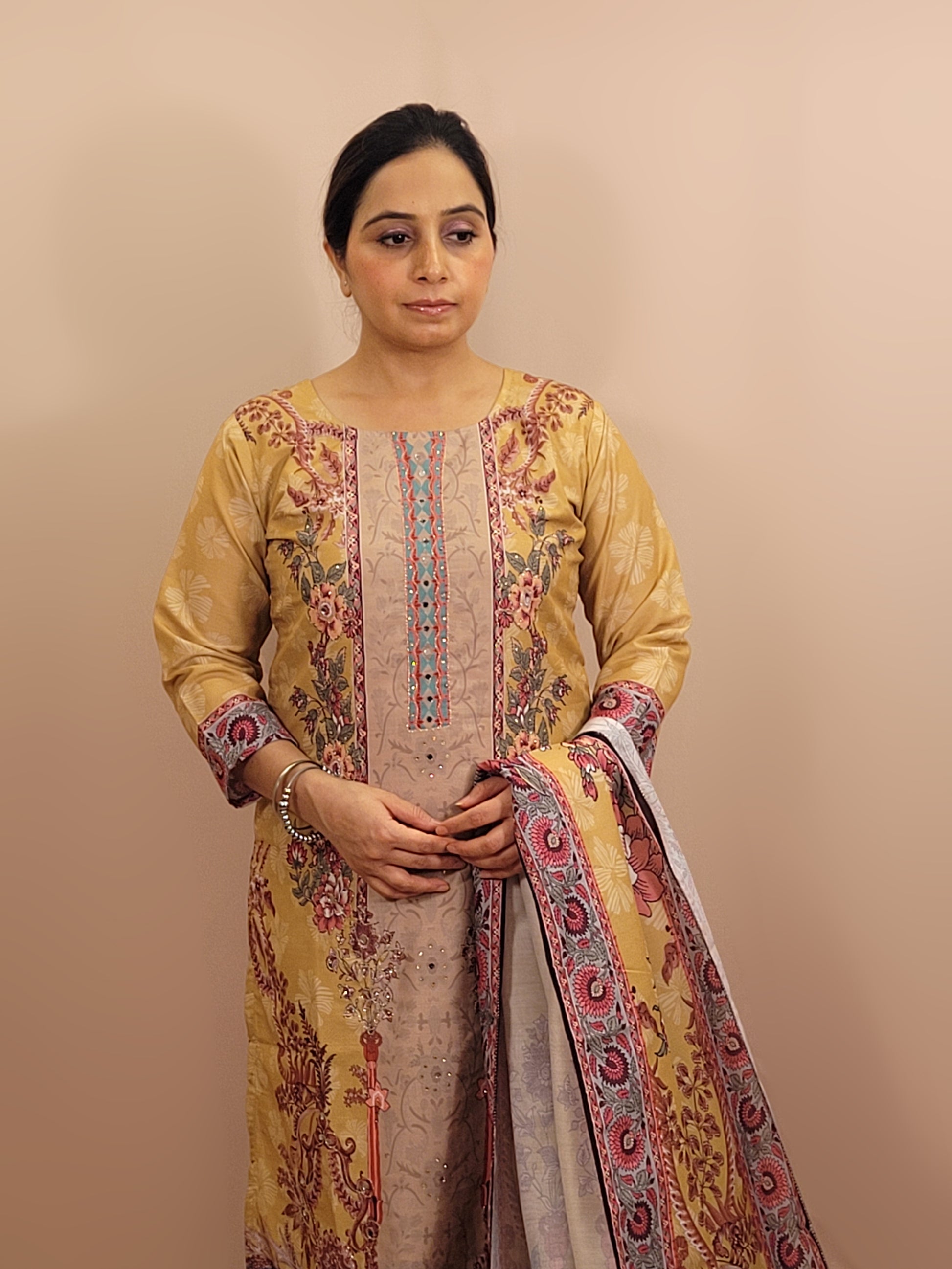 Kurta Set for women Cotton kurta set for women Kurti pant set with dupatta Biba kurta set Libas kurta set for women Pakistani kurta set Kurti set for women Kurta sets for ladies Pakistani kurta set for women Cotton kurti set for women Chikankari kurta set Office Wear Kurta Set for Women