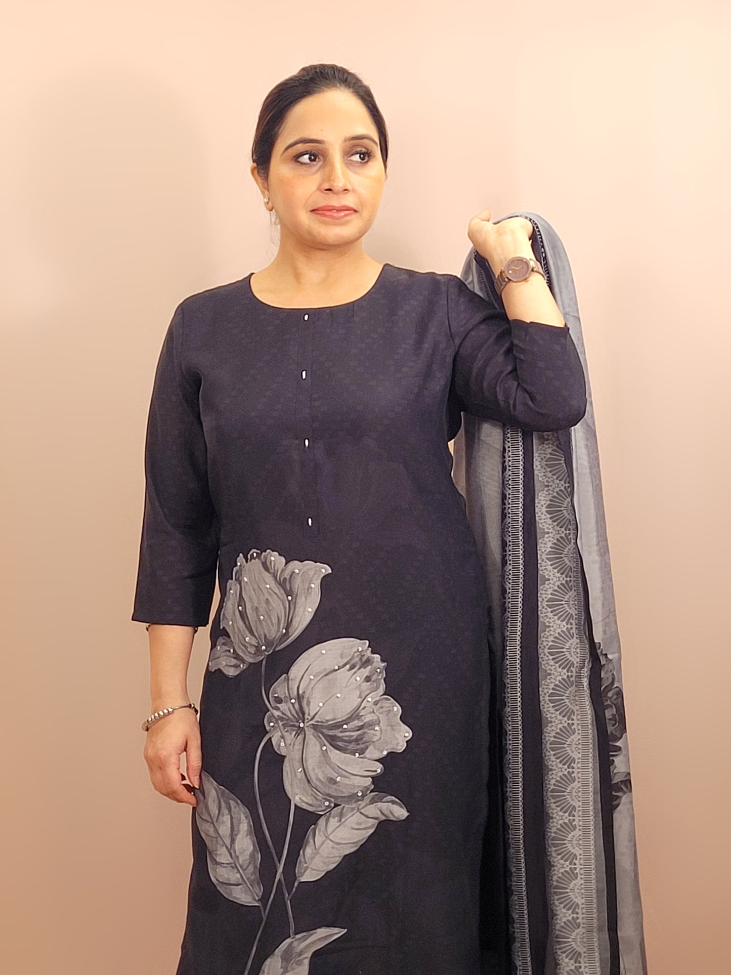 Kurta Set for women Cotton kurta set for women Kurti pant set with dupatta Biba kurta set Libas kurta set for women Pakistani kurta set Kurti set for women Kurta sets for ladies Pakistani kurta set for women Cotton kurti set for women Chikankari kurta set Office Wear Kurta Set for Women
