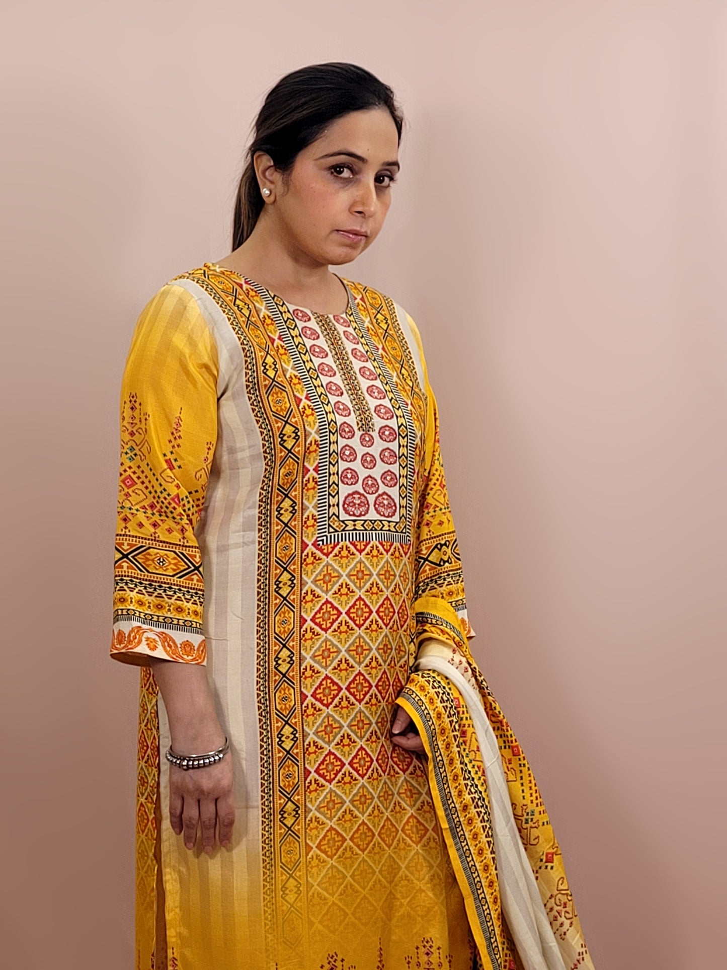 Kurta Set for women Cotton kurta set for women Kurti pant set with dupatta Biba kurta set Libas kurta set for women Pakistani kurta set Kurti set for women Kurta sets for ladies Pakistani kurta set for women Cotton kurti set for women Chikankari kurta set Office Wear Kurta Set for Women