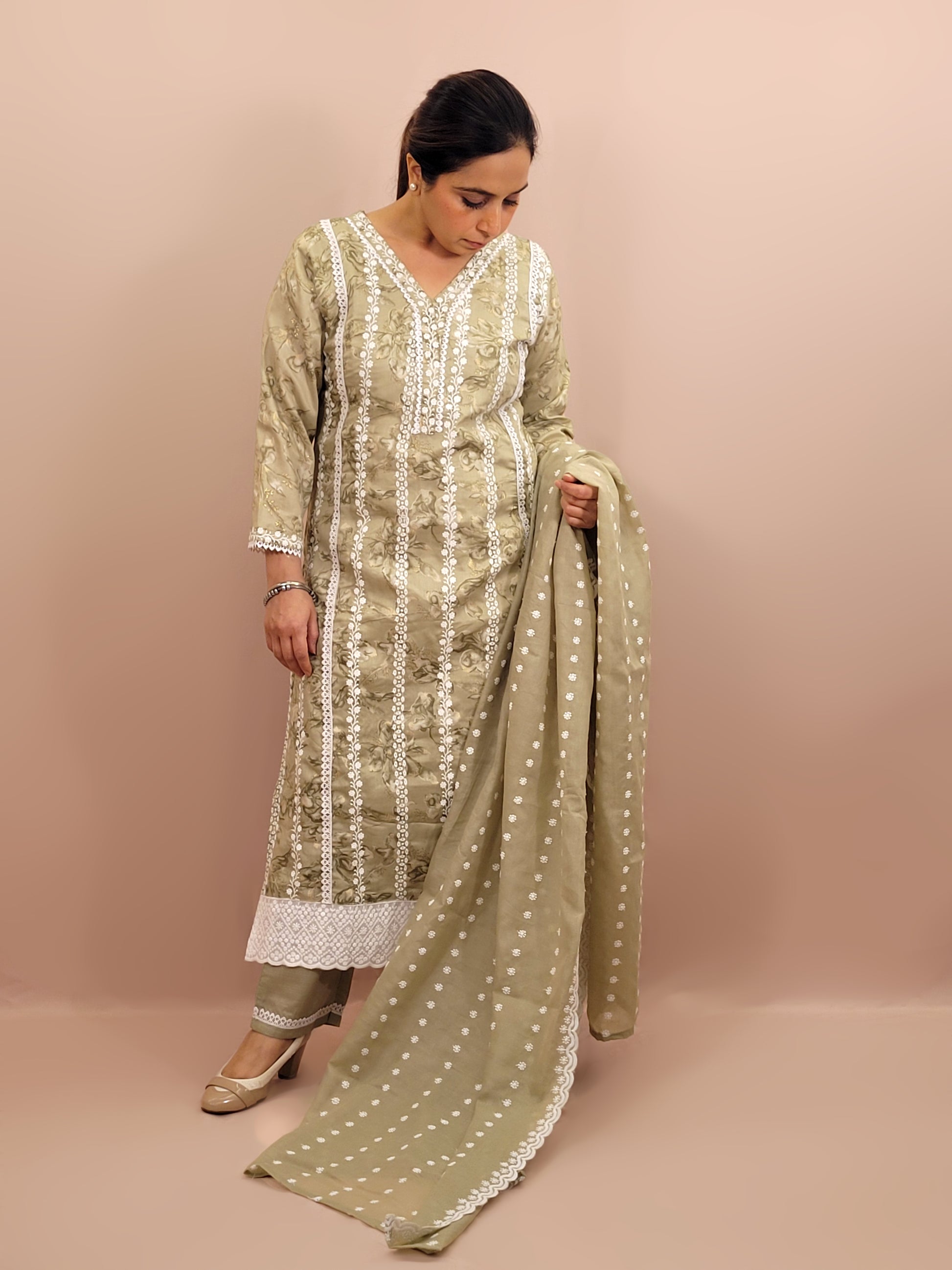 Kurta Set for women Cotton kurta set for women Kurti pant set with dupatta Biba kurta set Libas kurta set for women Pakistani kurta set Kurti set for women Kurta sets for ladies Pakistani kurta set for women Cotton kurti set for women Chikankari kurta set Office Wear Kurta Set for Women