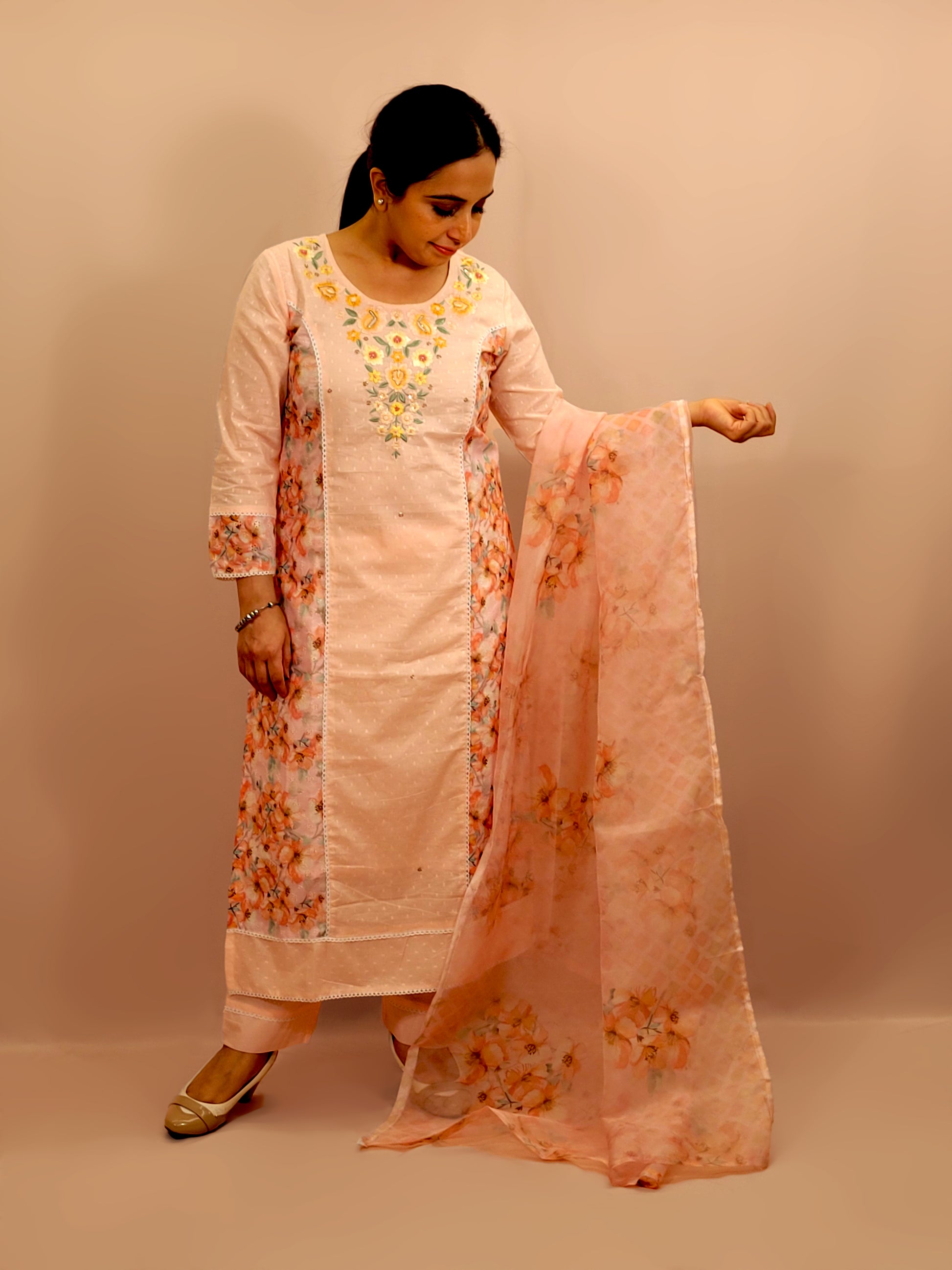 Kurta Set for women Cotton kurta set for women Kurti pant set with dupatta Biba kurta set Libas kurta set for women Pakistani kurta set Kurti set for women Kurta sets for ladies Pakistani kurta set for women Cotton kurti set for women Chikankari kurta set Office Wear Kurta Set for Women