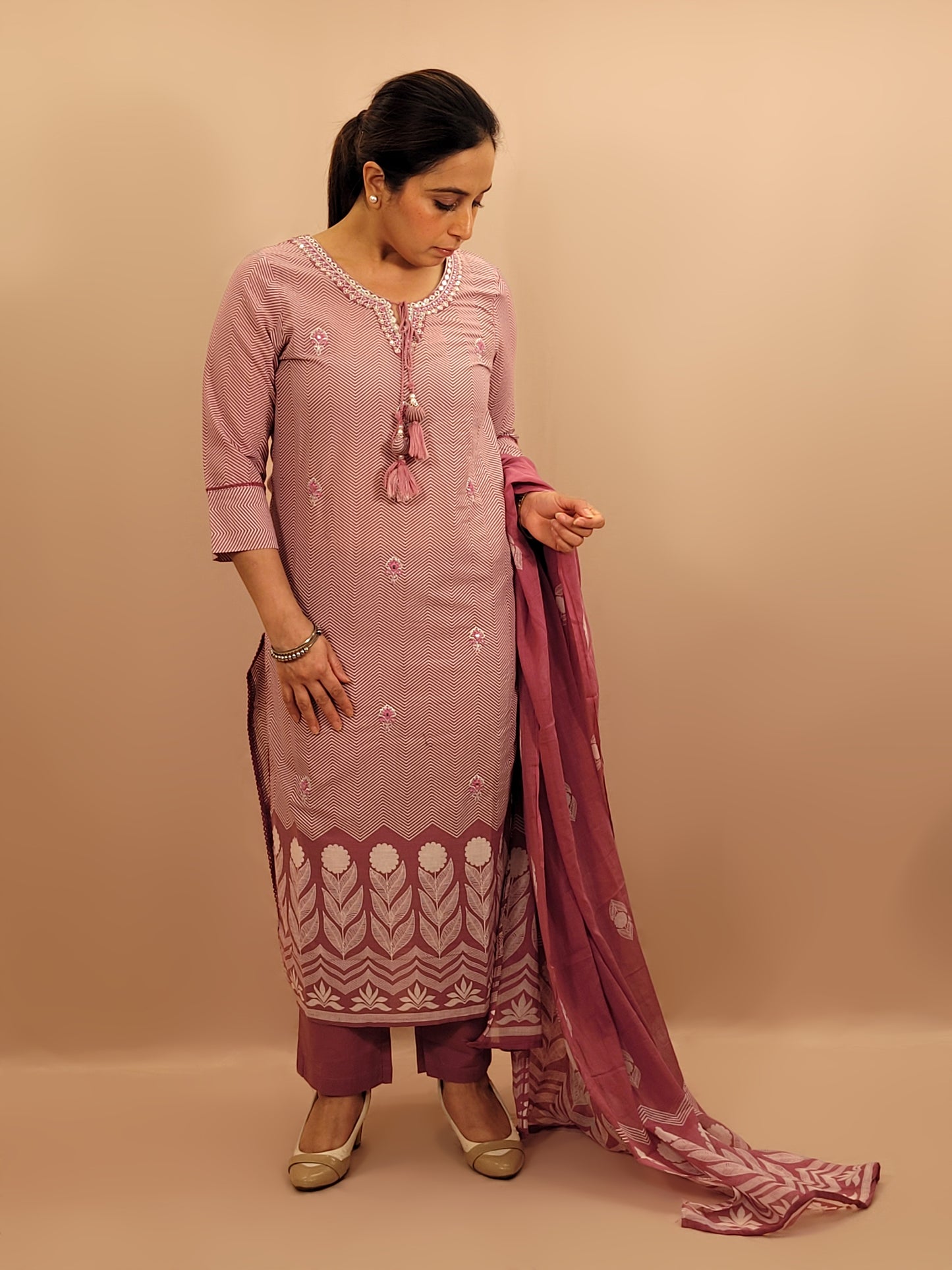 Kurta Set for women Cotton kurta set for women Kurti pant set with dupatta Biba kurta set Libas kurta set for women Pakistani kurta set Kurti set for women Kurta sets for ladies Pakistani kurta set for women Cotton kurti set for women Chikankari kurta set Office Wear Kurta Set for Women