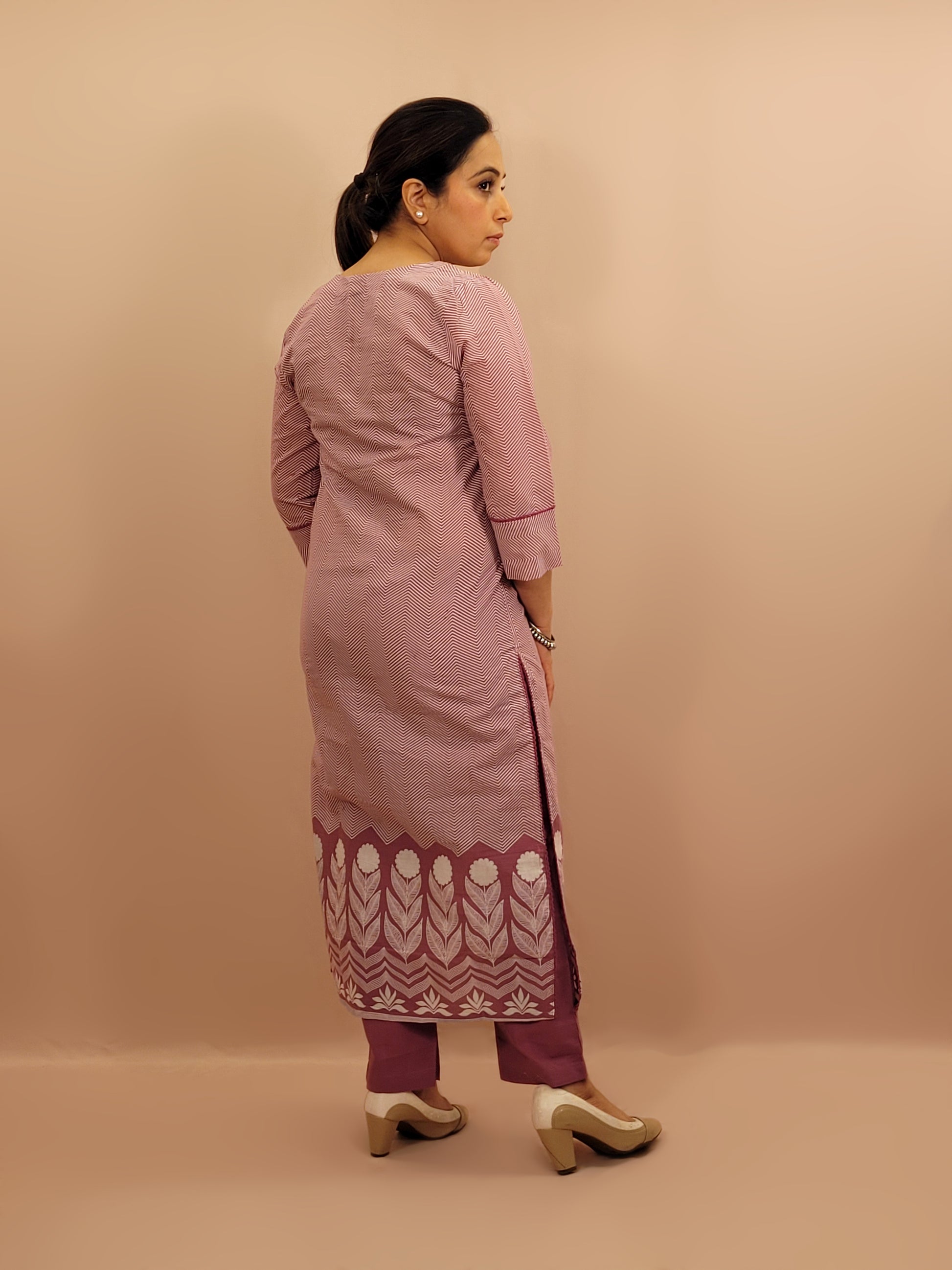 Kurta Set for women Cotton kurta set for women Kurti pant set with dupatta Biba kurta set Libas kurta set for women Pakistani kurta set Kurti set for women Kurta sets for ladies Pakistani kurta set for women Cotton kurti set for women Chikankari kurta set Office Wear Kurta Set for Women