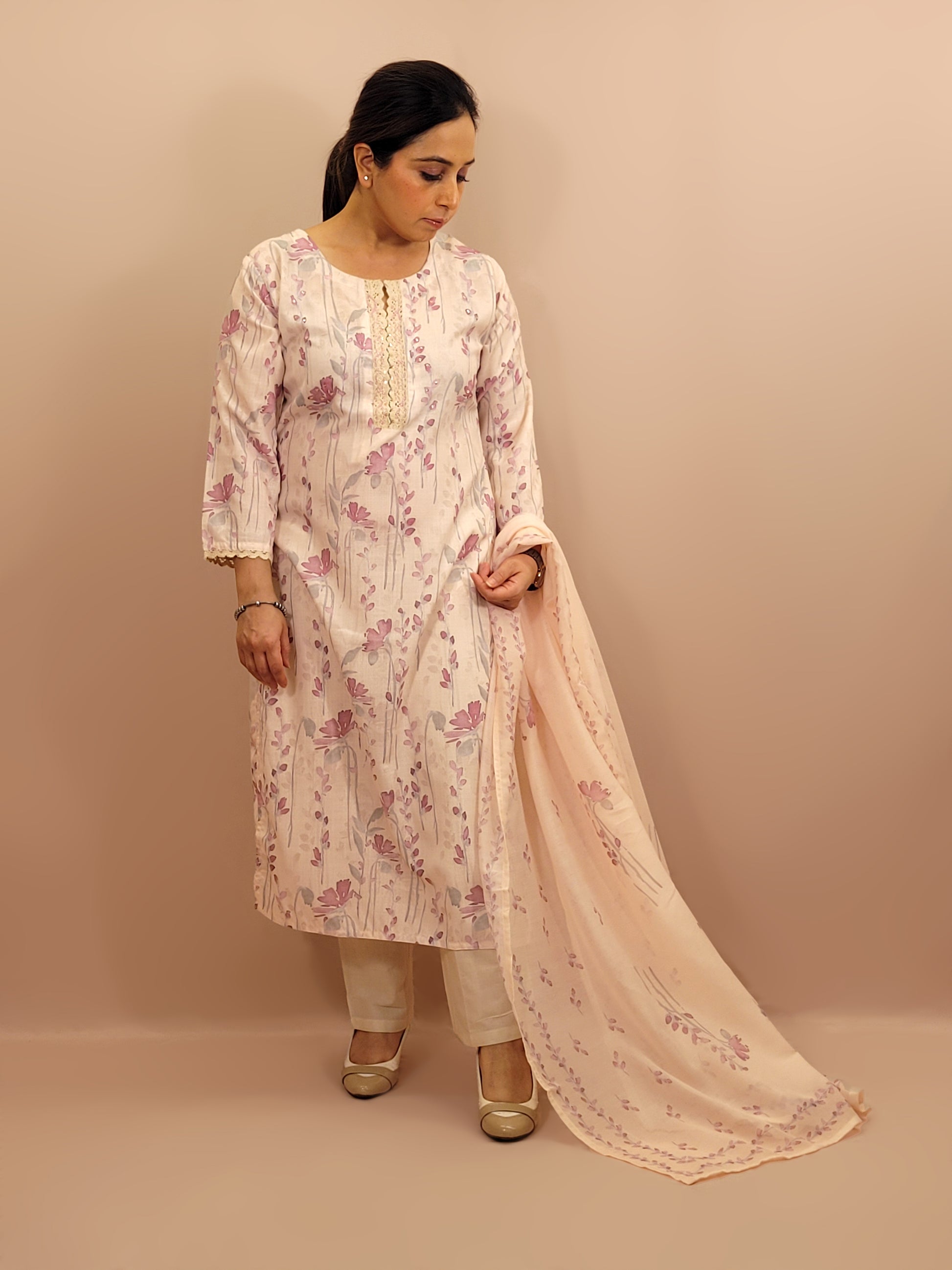 Kurta Set for women Cotton kurta set for women Kurti pant set with dupatta Biba kurta set Libas kurta set for women Pakistani kurta set Kurti set for women Kurta sets for ladies Pakistani kurta set for women Cotton kurti set for women Chikankari kurta set Office Wear Kurta Set for Women