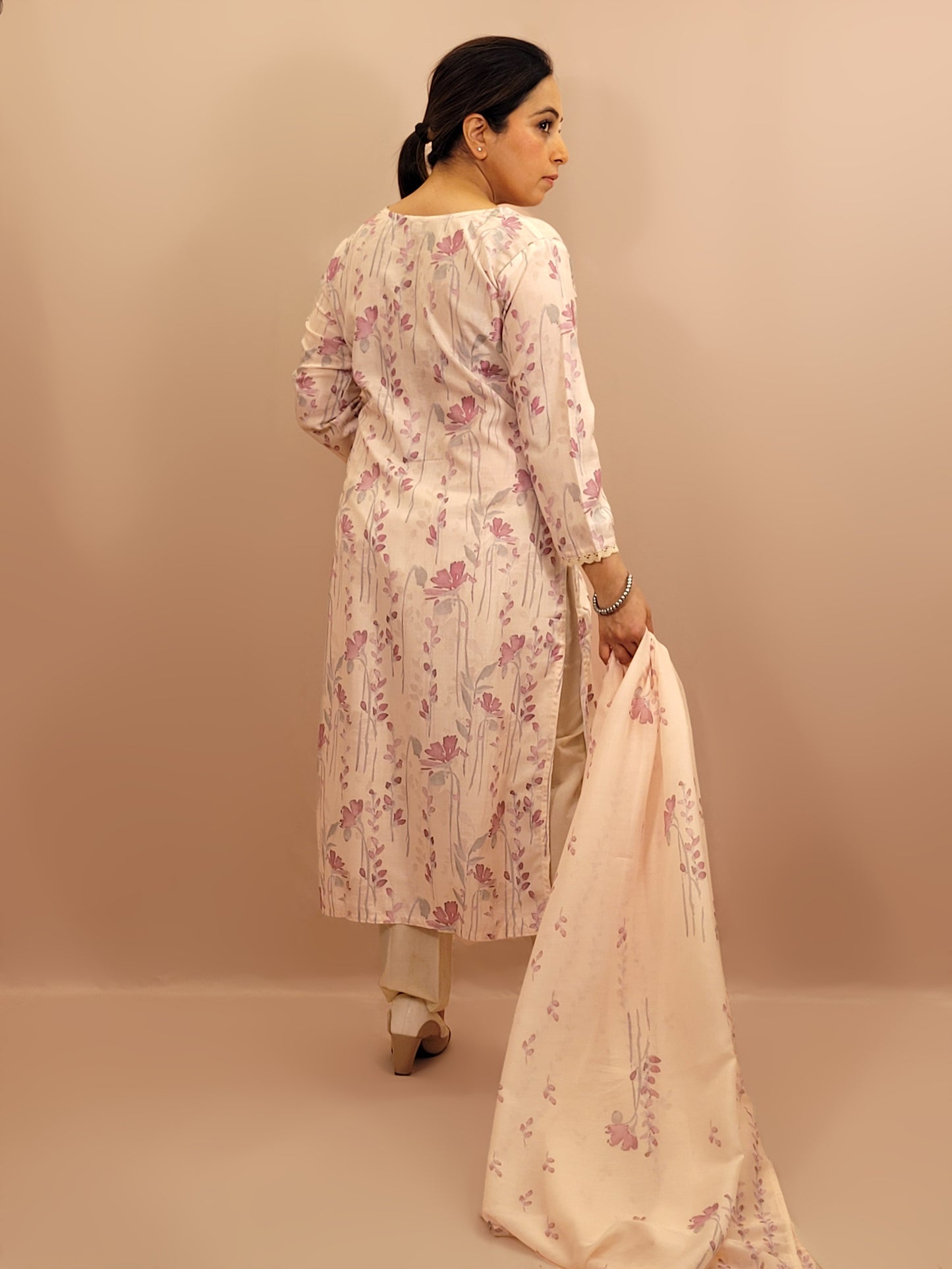 Kurta Set for women Cotton kurta set for women Kurti pant set with dupatta Biba kurta set Libas kurta set for women Pakistani kurta set Kurti set for women Kurta sets for ladies Pakistani kurta set for women Cotton kurti set for women Chikankari kurta set Office Wear Kurta Set for Women