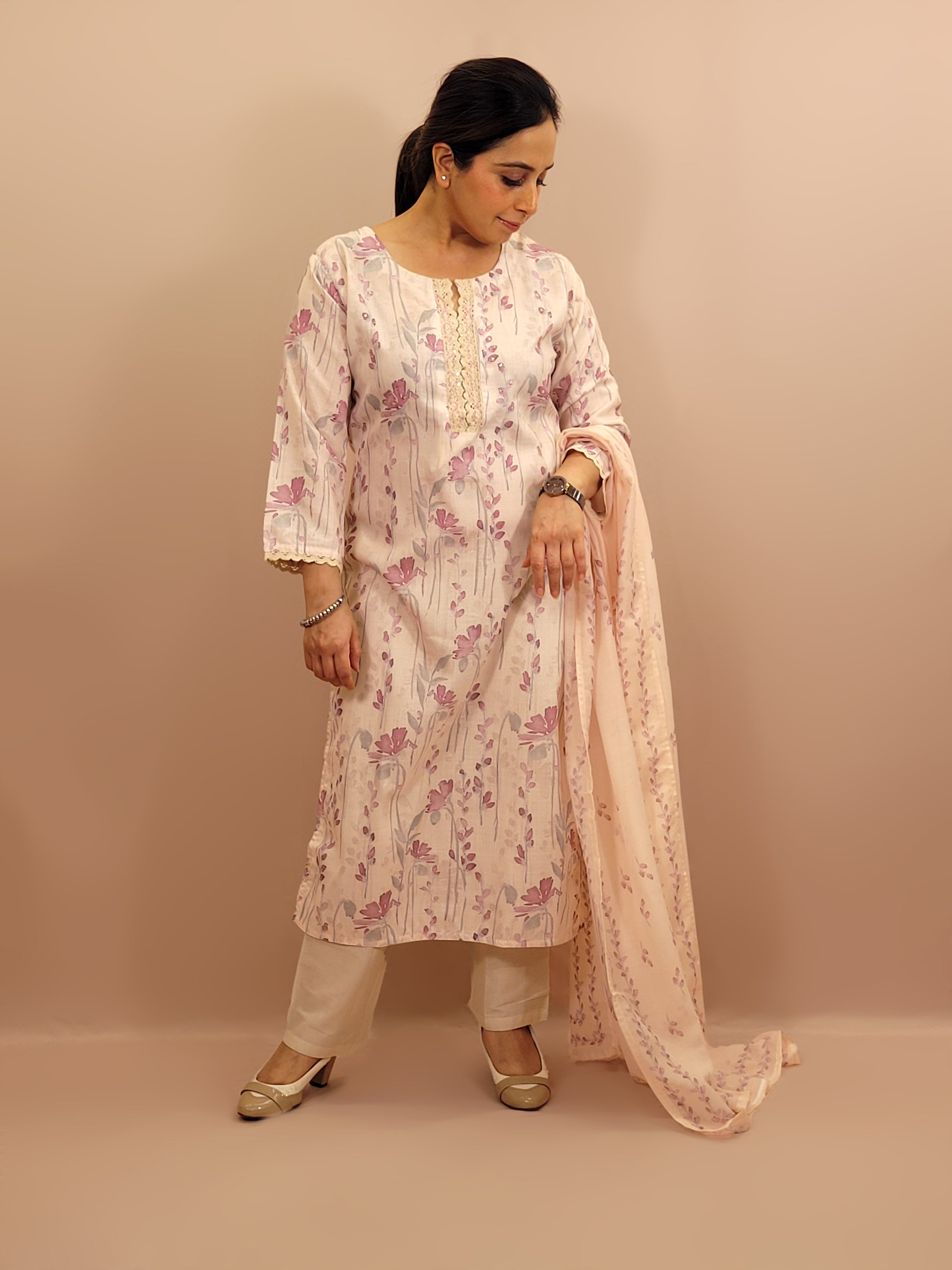 Kurta Set for women Cotton kurta set for women Kurti pant set with dupatta Biba kurta set Libas kurta set for women Pakistani kurta set Kurti set for women Kurta sets for ladies Pakistani kurta set for women Cotton kurti set for women Chikankari kurta set Office Wear Kurta Set for Women