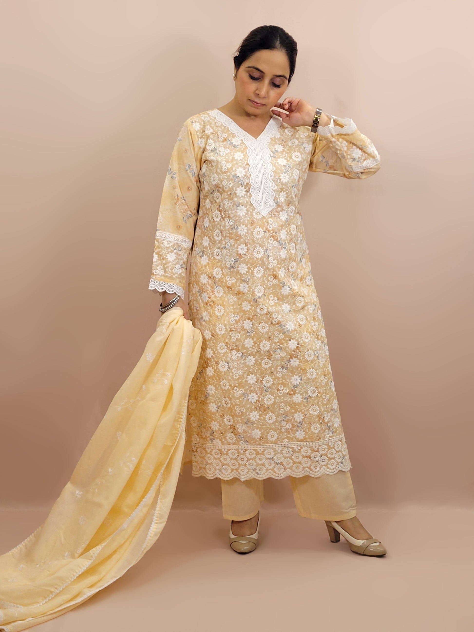 Kurta Set for women Cotton kurta set for women Kurti pant set with dupatta Biba kurta set Libas kurta set for women Pakistani kurta set Kurti set for women Kurta sets for ladies Pakistani kurta set for women Cotton kurti set for women Chikankari kurta set Office Wear Kurta Set for Women