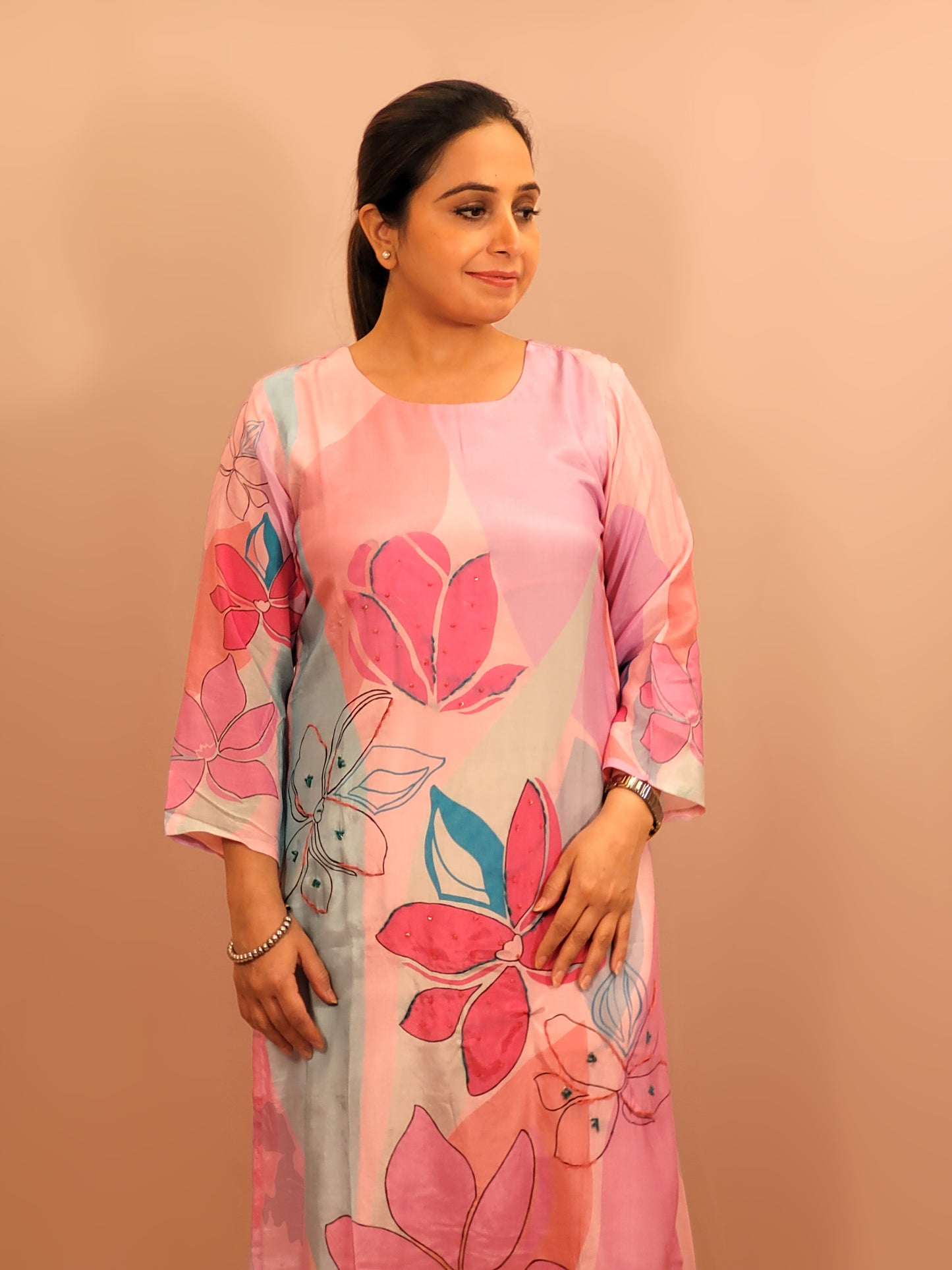 Kurta Set for women Cotton kurta set for women Kurti pant set with dupatta Biba kurta set Libas kurta set for women Pakistani kurta set Kurti set for women Kurta sets for ladies Pakistani kurta set for women Cotton kurti set for women Chikankari kurta set Office Wear Kurta Set for Women