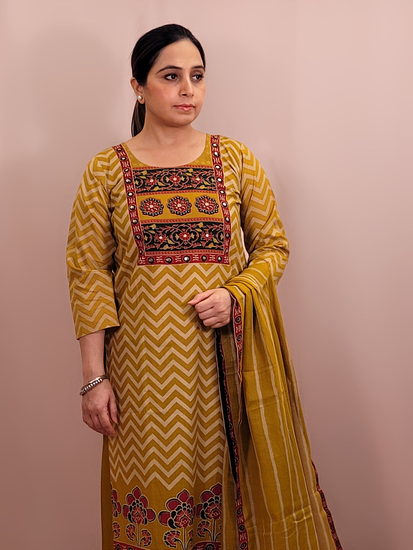 Kurta Set for women Cotton kurta set for women Kurti pant set with dupatta Biba kurta set Libas kurta set for women Pakistani kurta set Kurti set for women Kurta sets for ladies Pakistani kurta set for women Cotton kurti set for women Chikankari kurta set Office Wear Kurta Set for Women