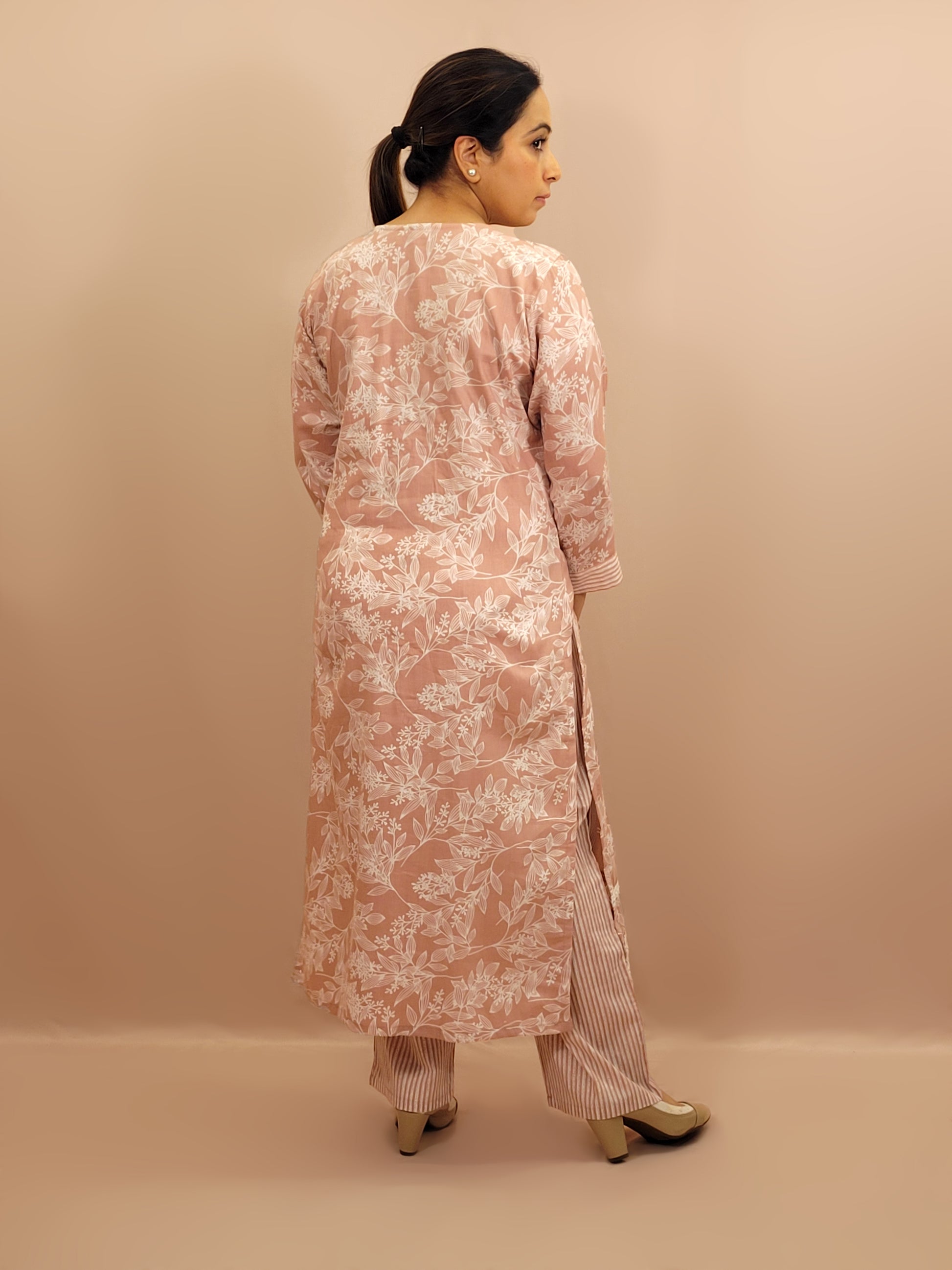 Kurta Set for women Cotton kurta set for women Kurti pant set with dupatta Biba kurta set Libas kurta set for women Pakistani kurta set Kurti set for women Kurta sets for ladies Pakistani kurta set for women Cotton kurti set for women Chikankari kurta set Office Wear Kurta Set for Women